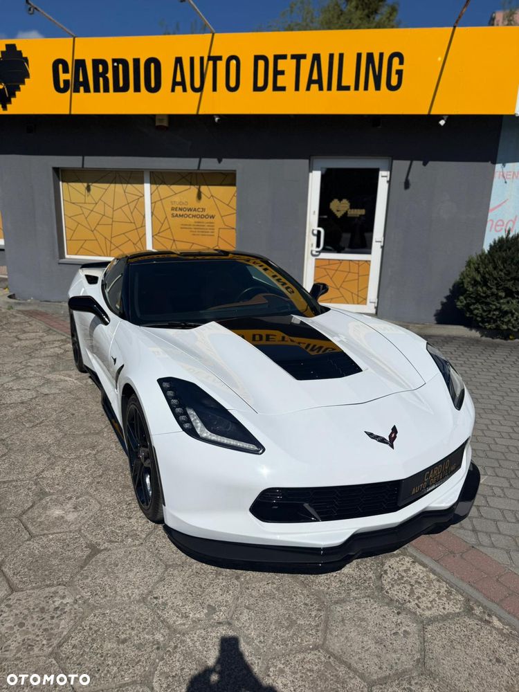 Chevrolet Corvette - 26