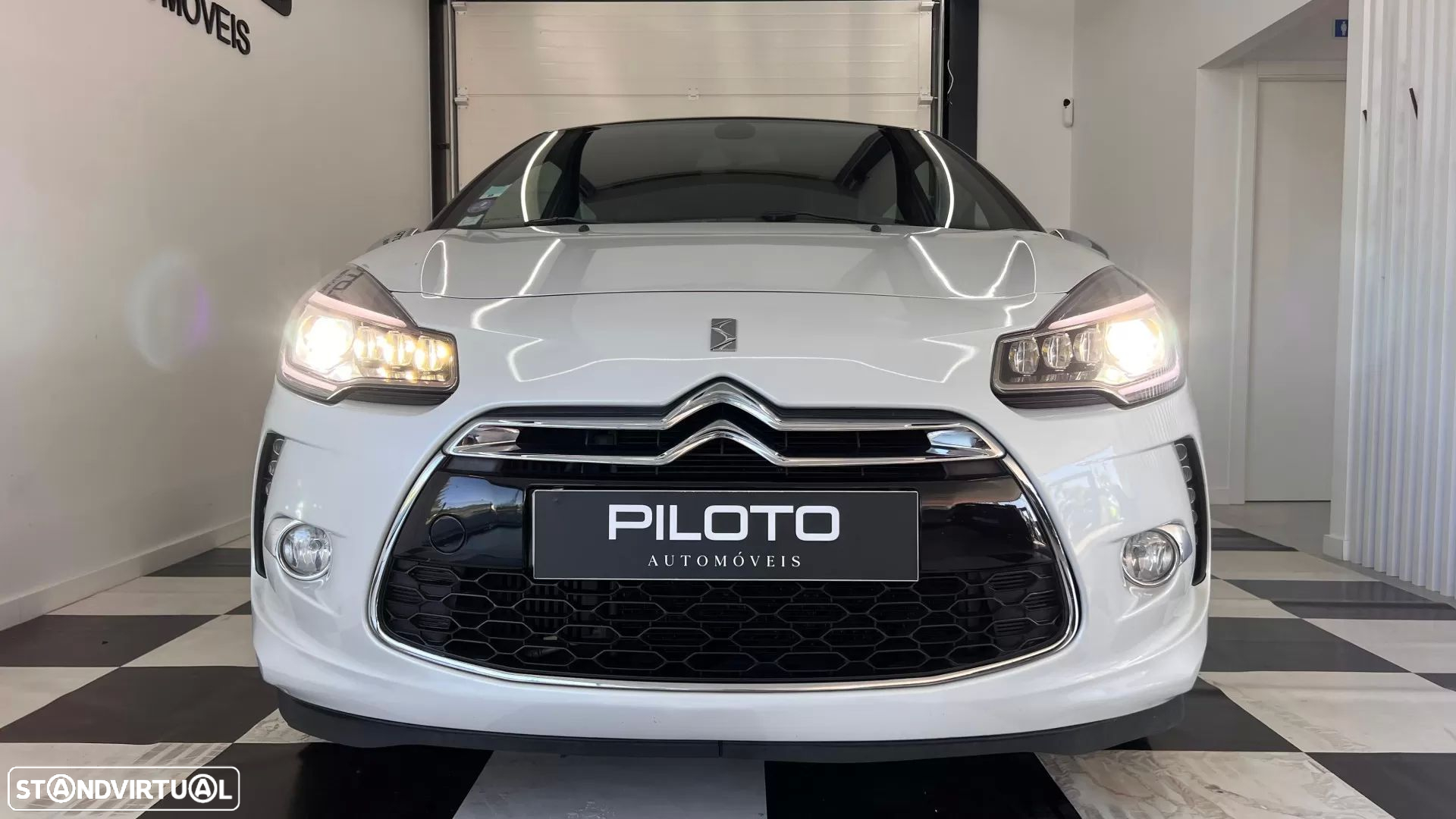 Citroën DS3 1.2 PureTech Be Chic - 4