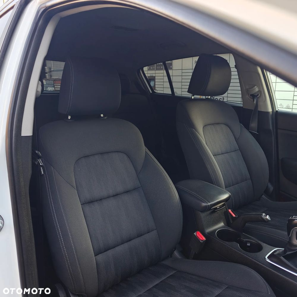 Kia Sportage 1.7 CRDI 2WD Attract - 11