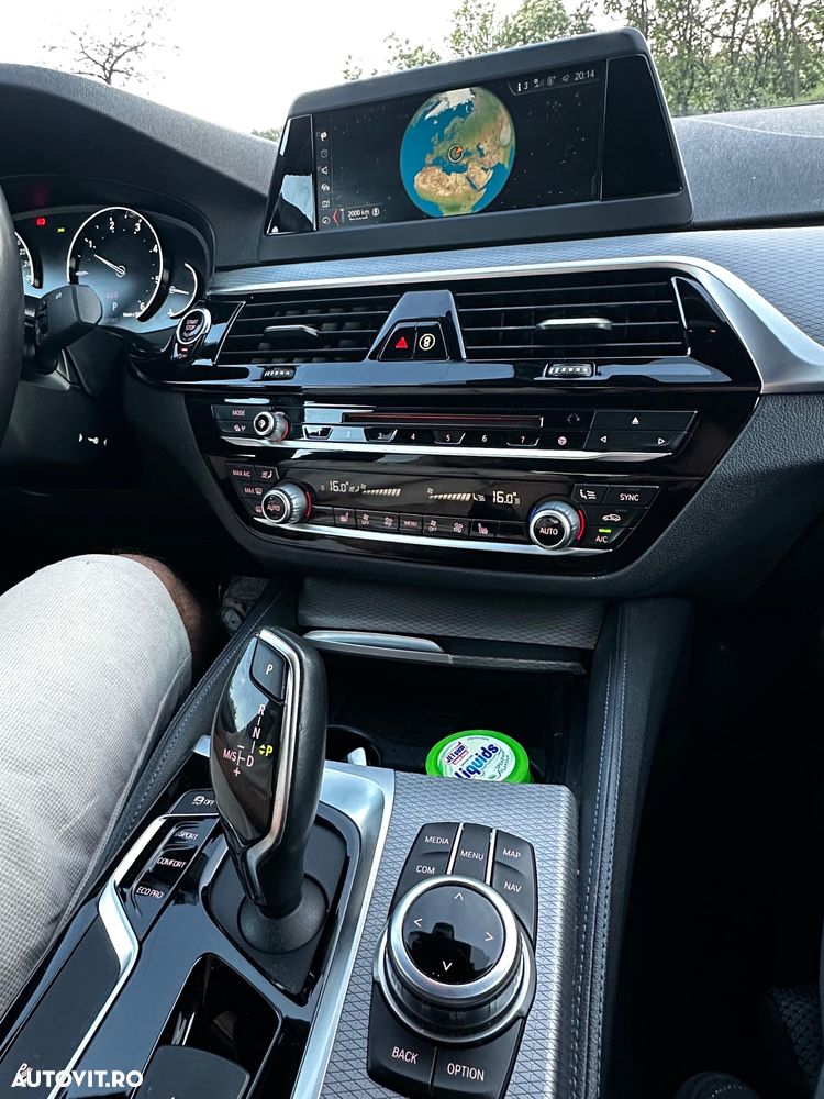 BMW Seria 5 520d AT - 7