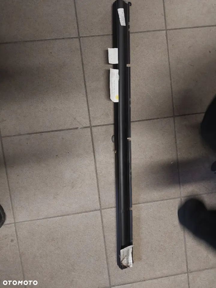 Roleta drzwi prawa strona pod szybę rozsuwanych - 2