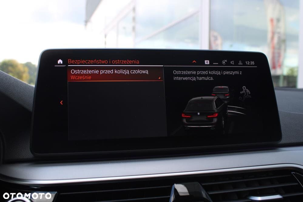 BMW Seria 5 - 24