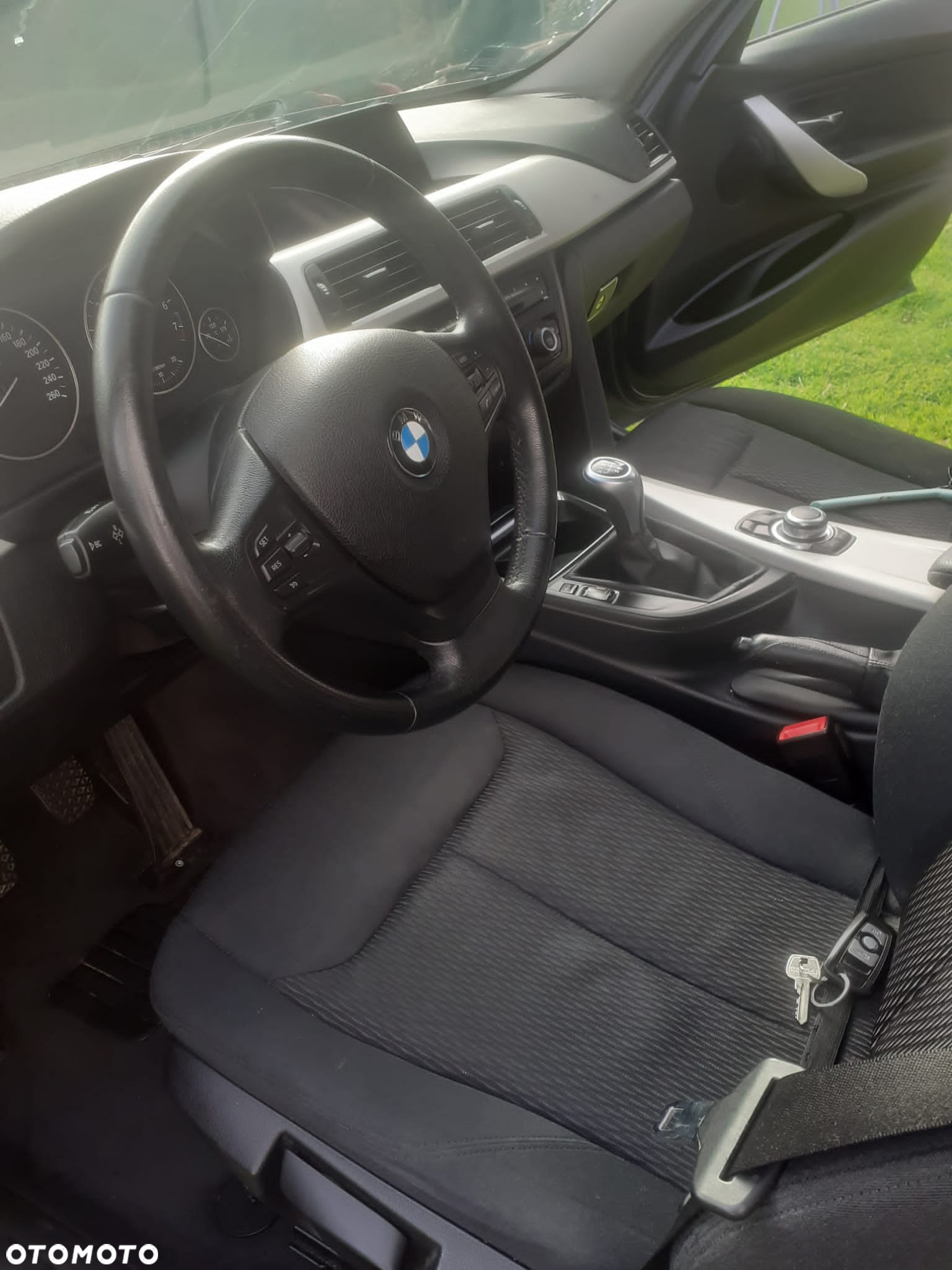 BMW Seria 3 316i - 5