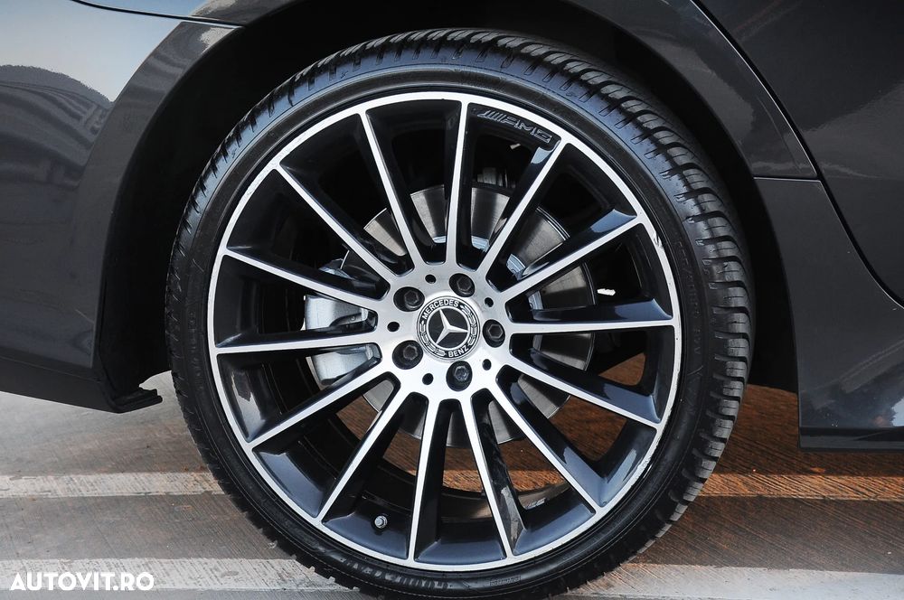 Mercedes-Benz CLS 400 d 4MATIC 9G-TRONIC AMG Line - 35