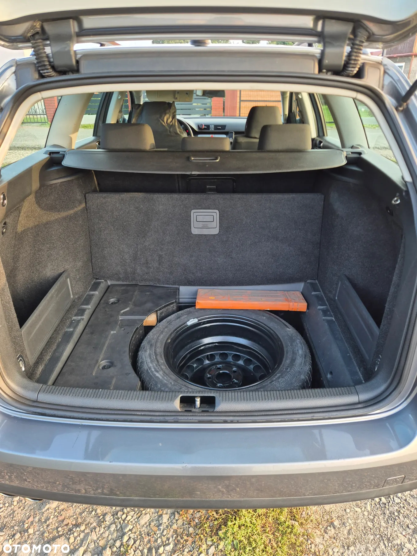 Volkswagen Passat 2.0 TDI DPF Comfortline - 13