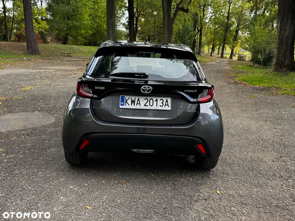 Toyota Yaris - 5