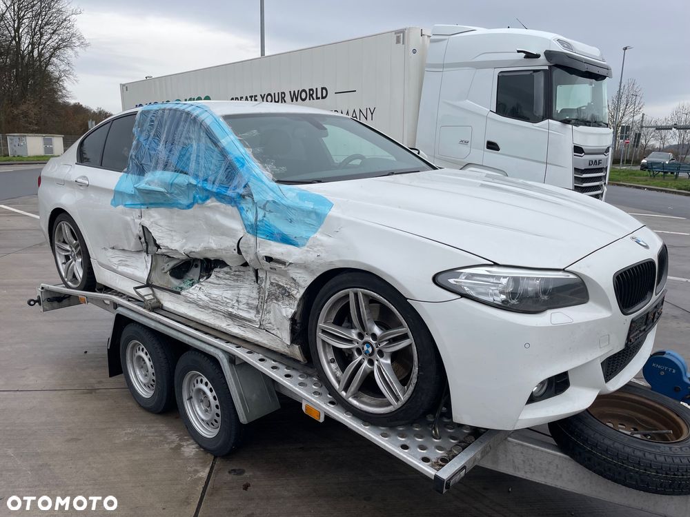 BMW Seria 5 525d Sport-Aut - 8