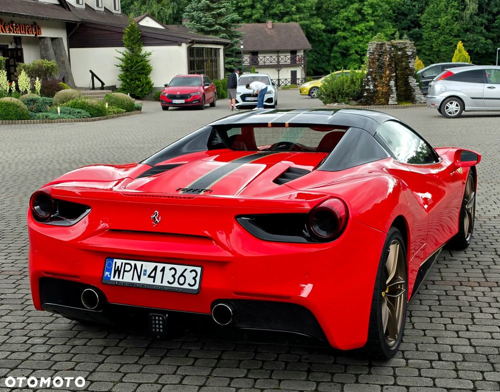 Ferrari 488 - 9