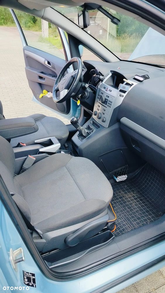 Opel Zafira 1.6 Cosmo - 11
