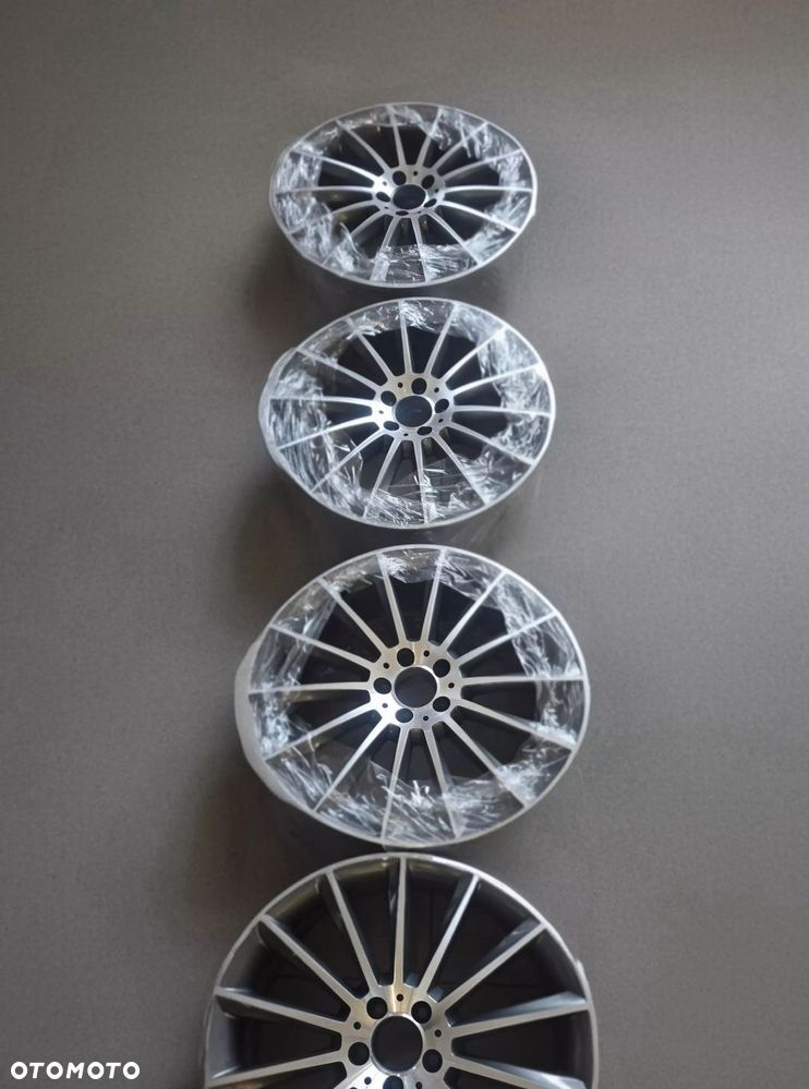 IDEALNY ORYGINALNY KOMPLET Felg Mercedes w213 20" 8J ET43 A2134012200 - 1