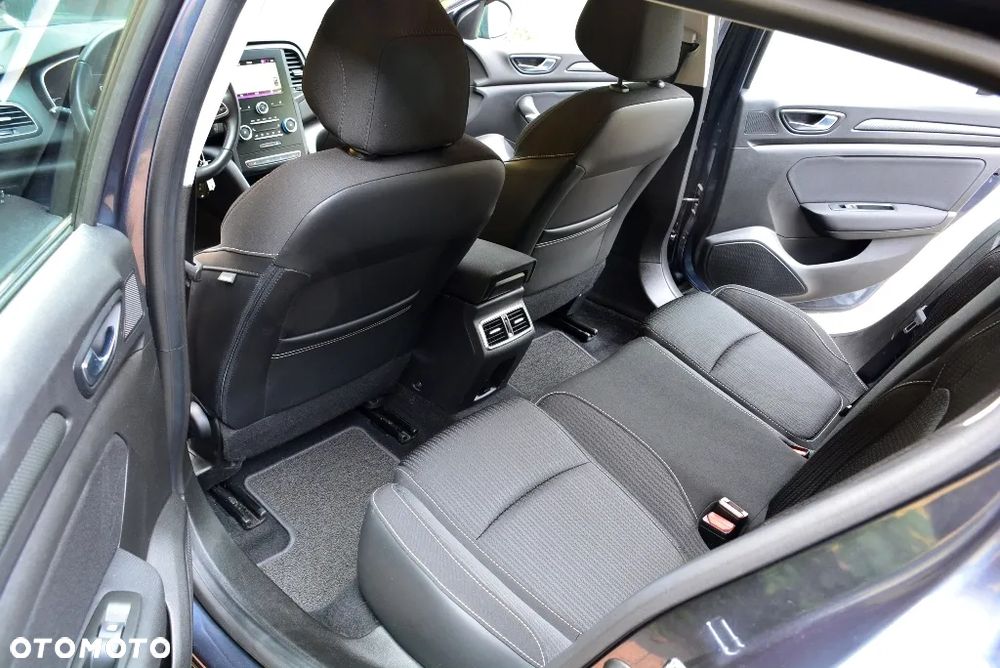 Renault Megane ENERGY TCe 140 EDC BUSINESS - 8