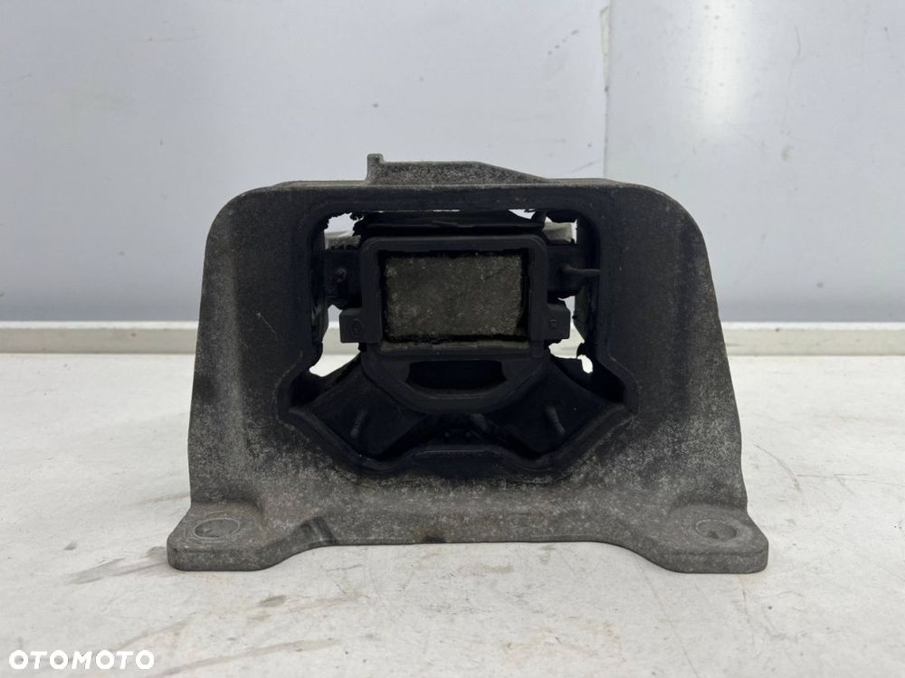 Poduszka silnika Renault Master III Movano B 2.3 CDTI 2.5 Dci łapa silnika mocowanie 112108180r - 2