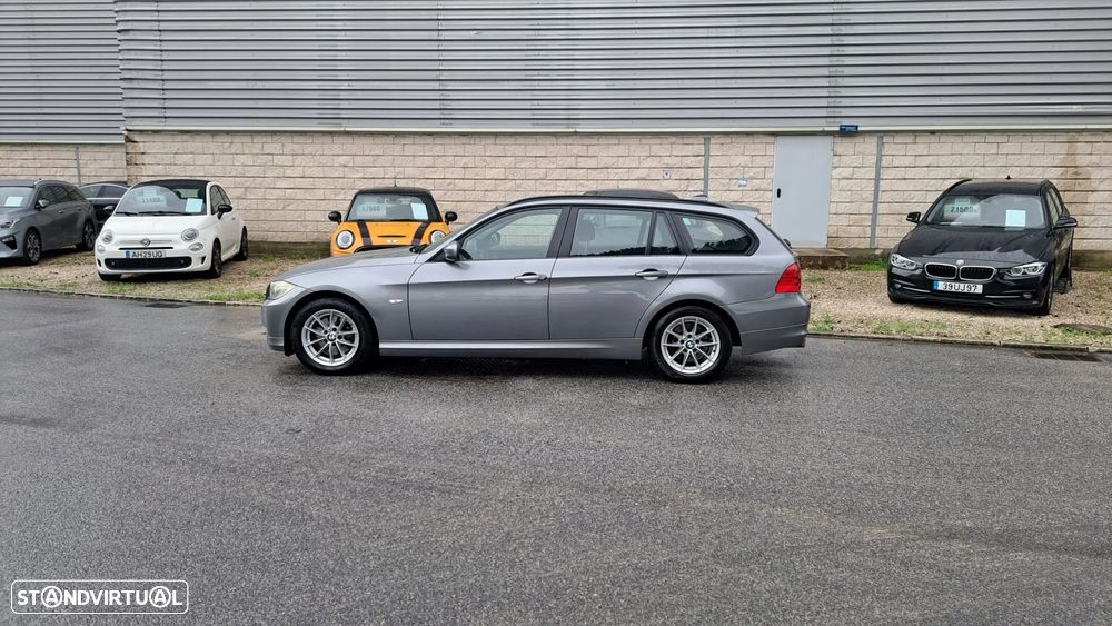 BMW 320 d Touring LifeStyle Auto - 25