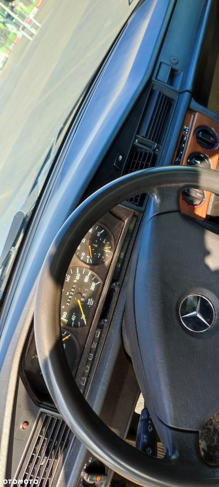 Mercedes-Benz W201 (190) - 9