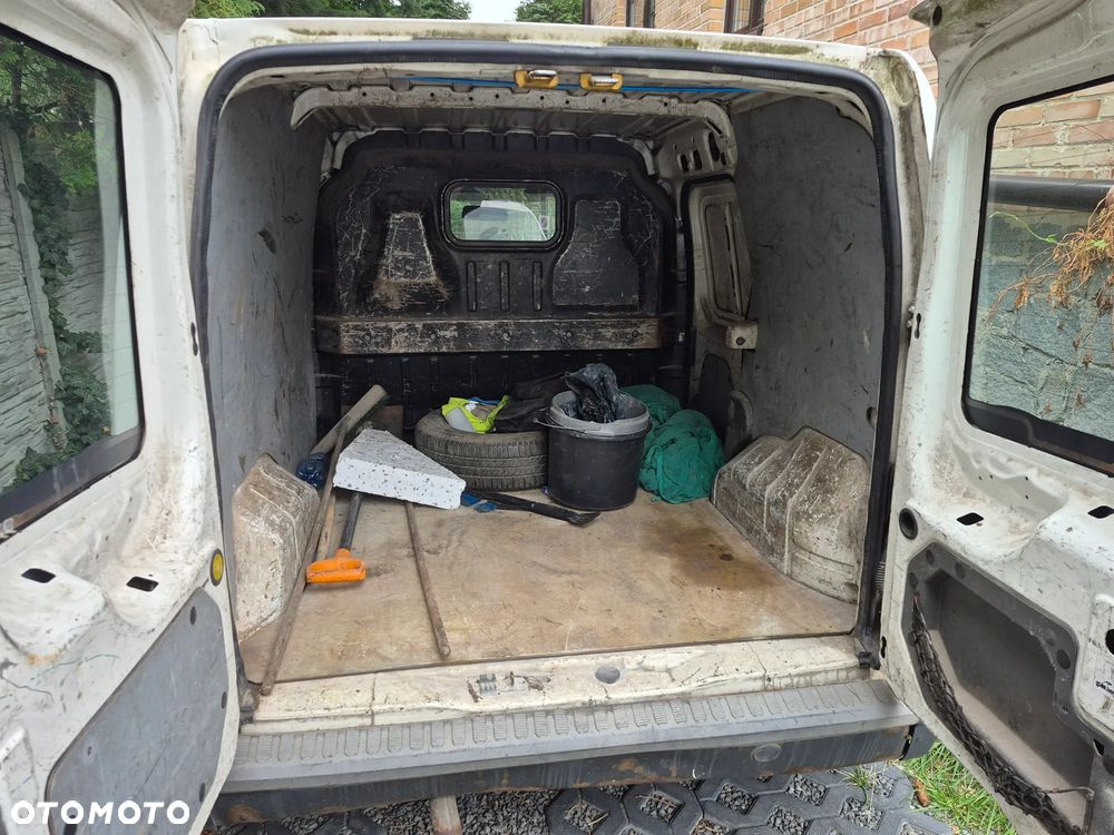 Ford Tourneo Connect - 9