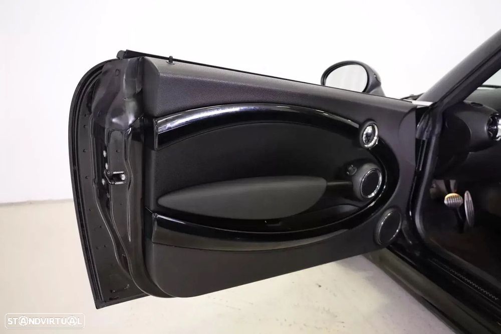 MINI Cabrio John Cooper Works Auto - 18