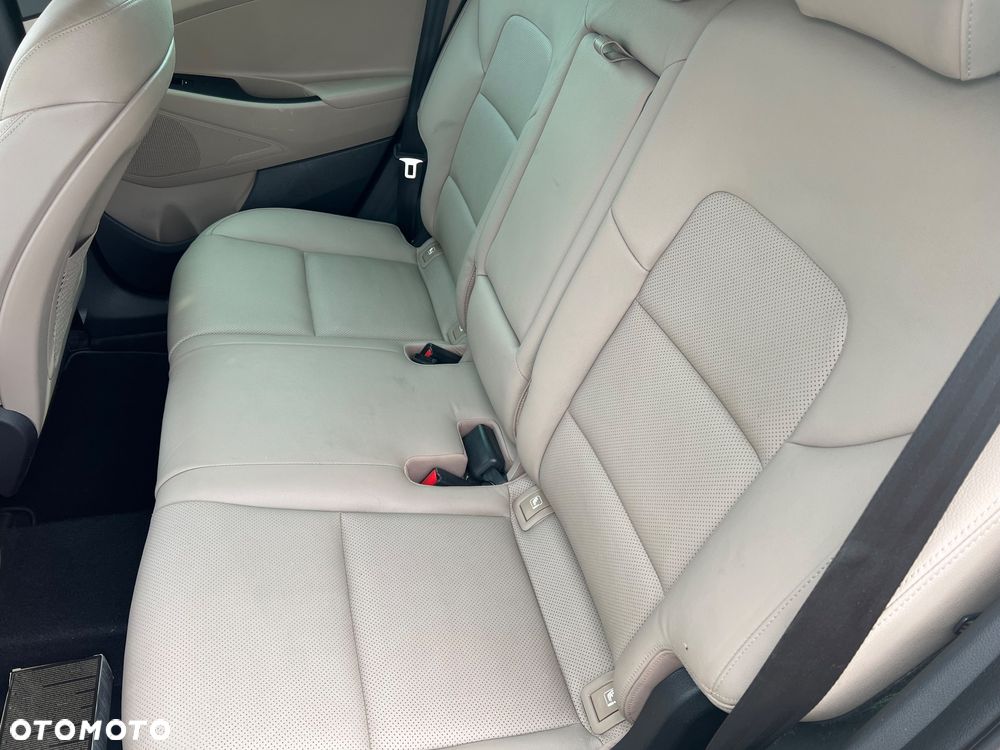 Hyundai Tucson 2.0 CRDI 2WD Style - 21