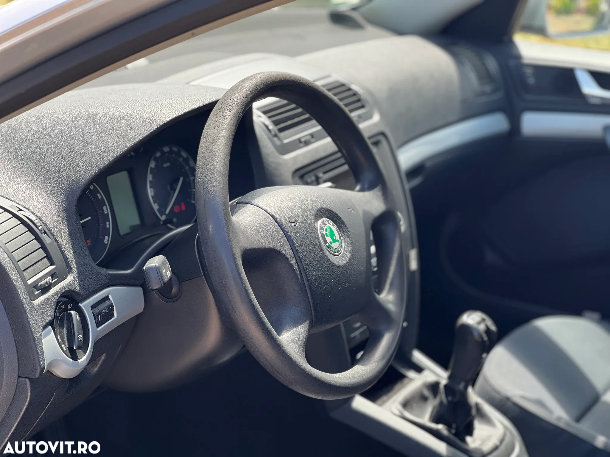 Skoda Octavia 2.0 TDI Ambiente - 11