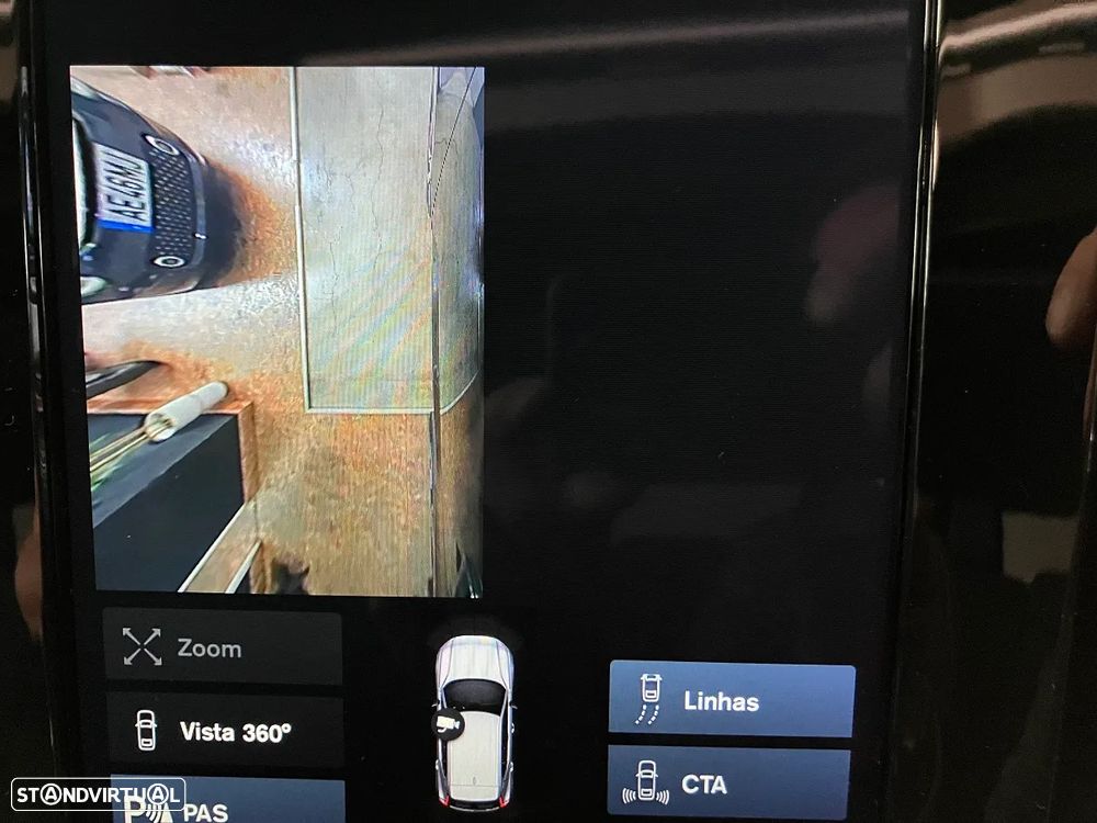 Volvo XC 40 2.0 D3 Momentum Plus - 44