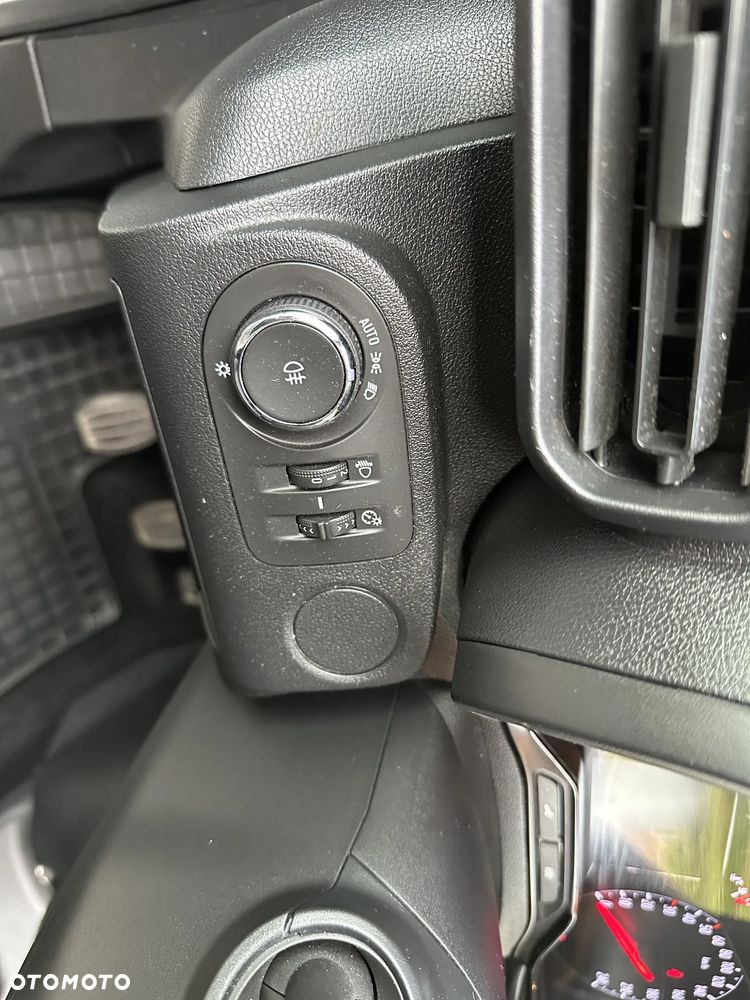 Opel Combo - 14