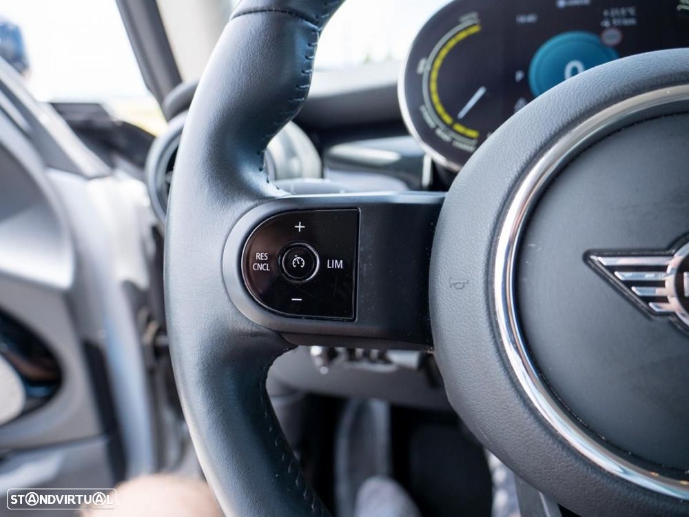 MINI 3 Portas Cooper SE Yours - 26
