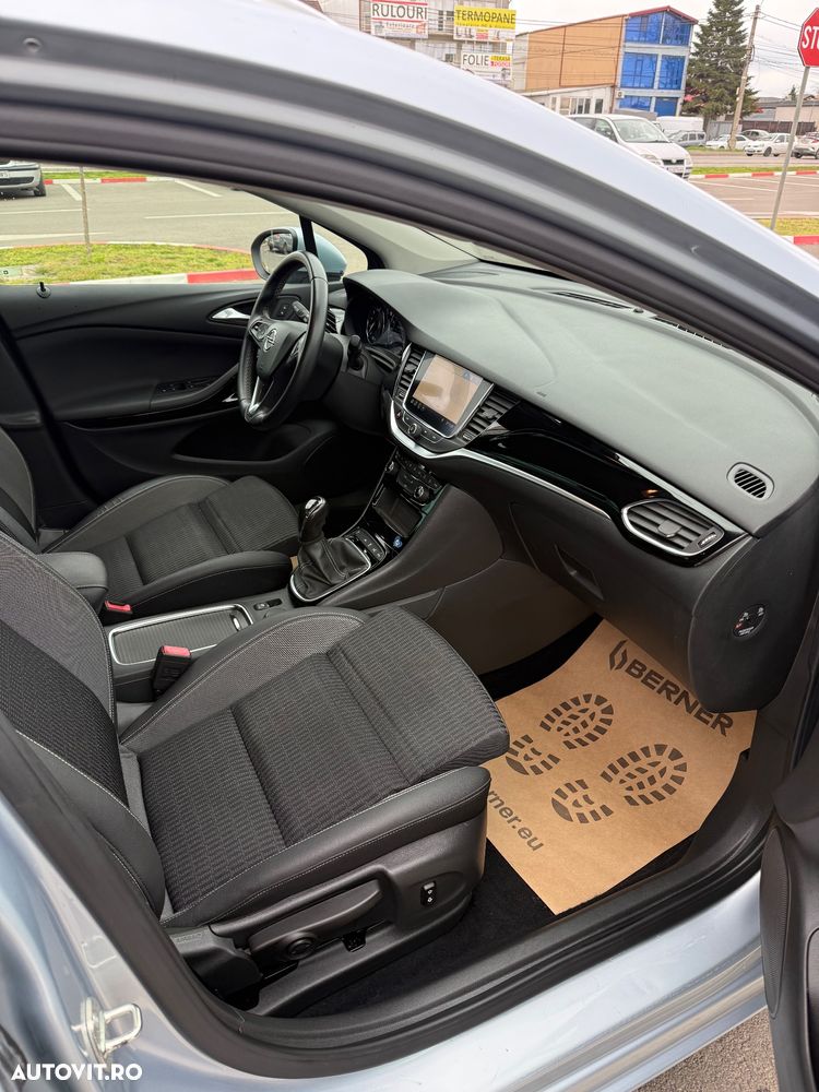 Opel Astra 1.5 D Start/Stop Business Elegance - 14