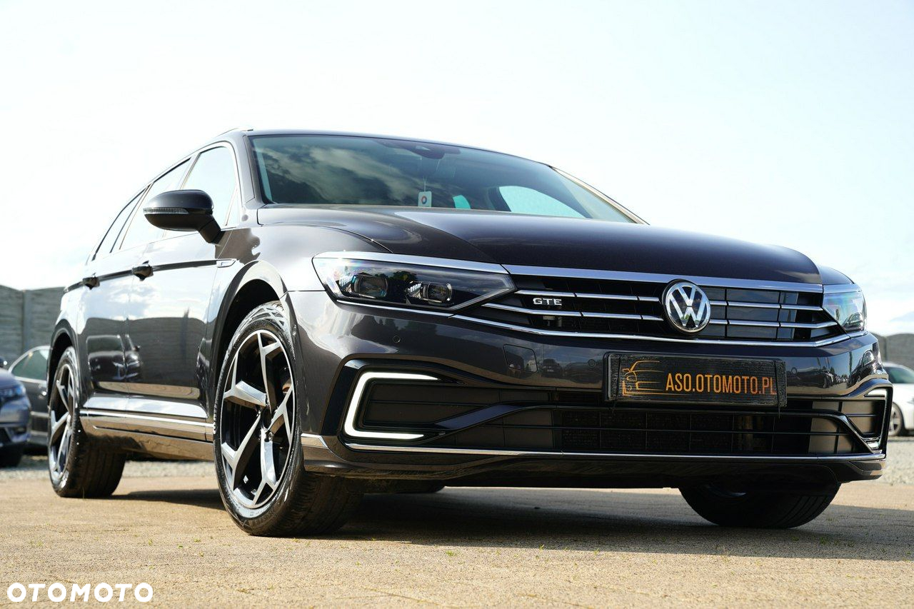 Volkswagen Passat - 3