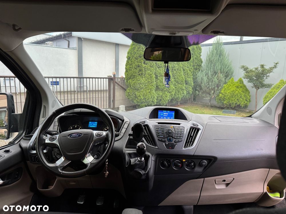Ford Tourneo Custom 2.0 EcoBlue L1 Titanium - 37