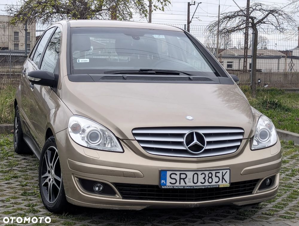 Mercedes-Benz Klasa B 180 CDI - 25