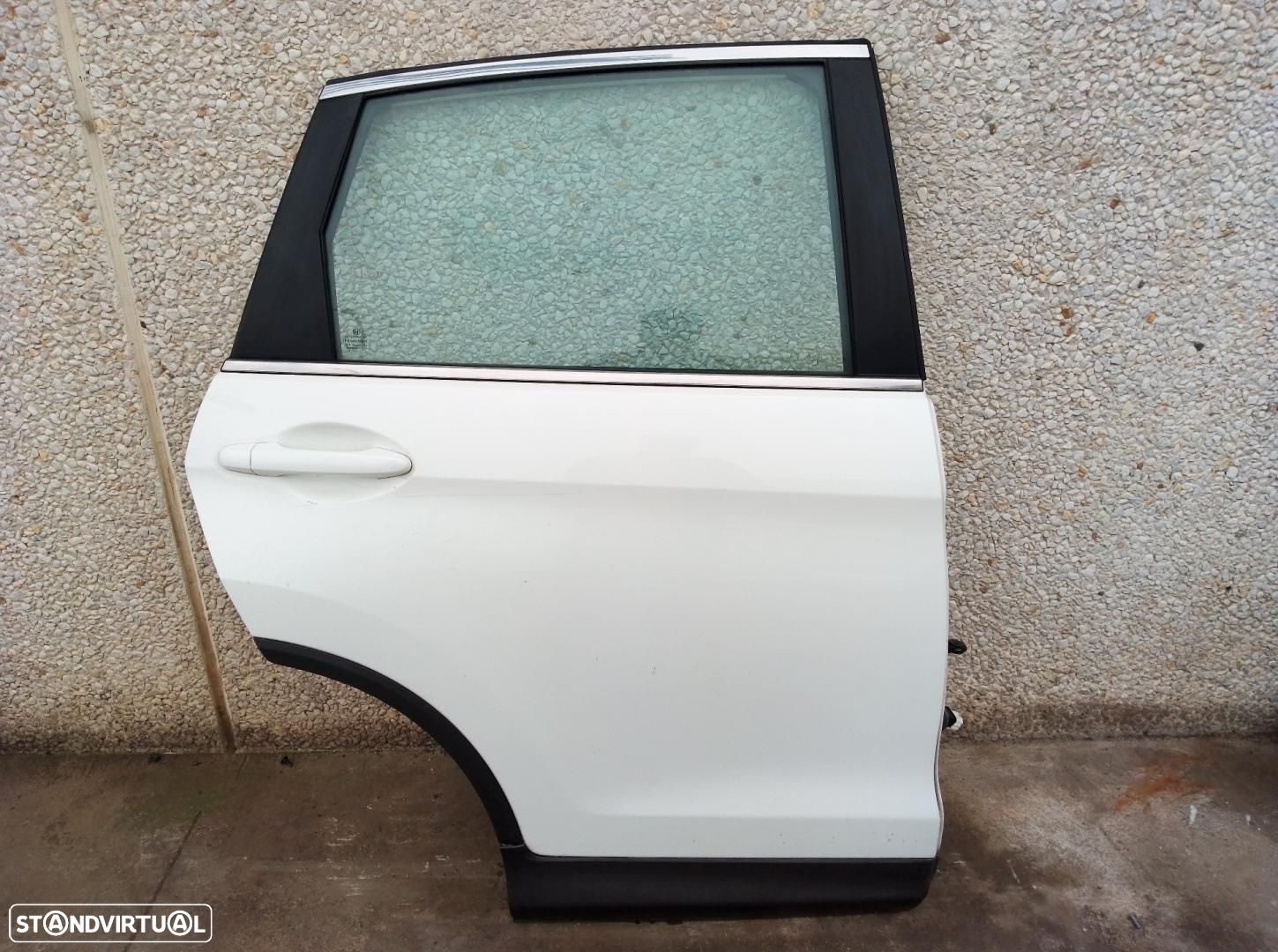 PORTA TRASEIRA DIREITA HONDA CR-V RE - 1
