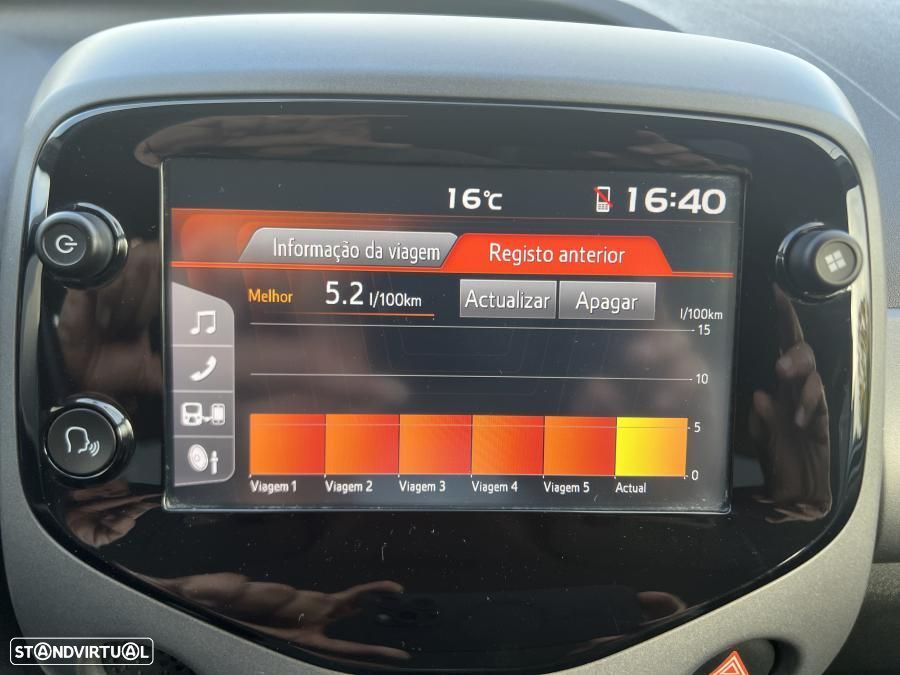 Toyota Aygo 1.0 X-Play+X-Touch - 32