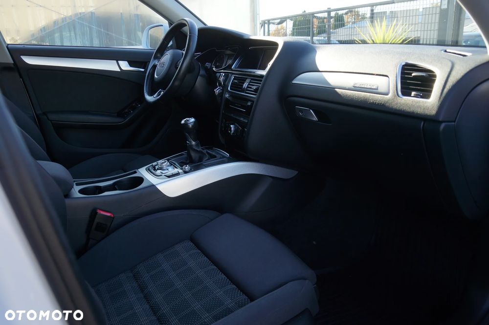 Audi A4 Avant - 26