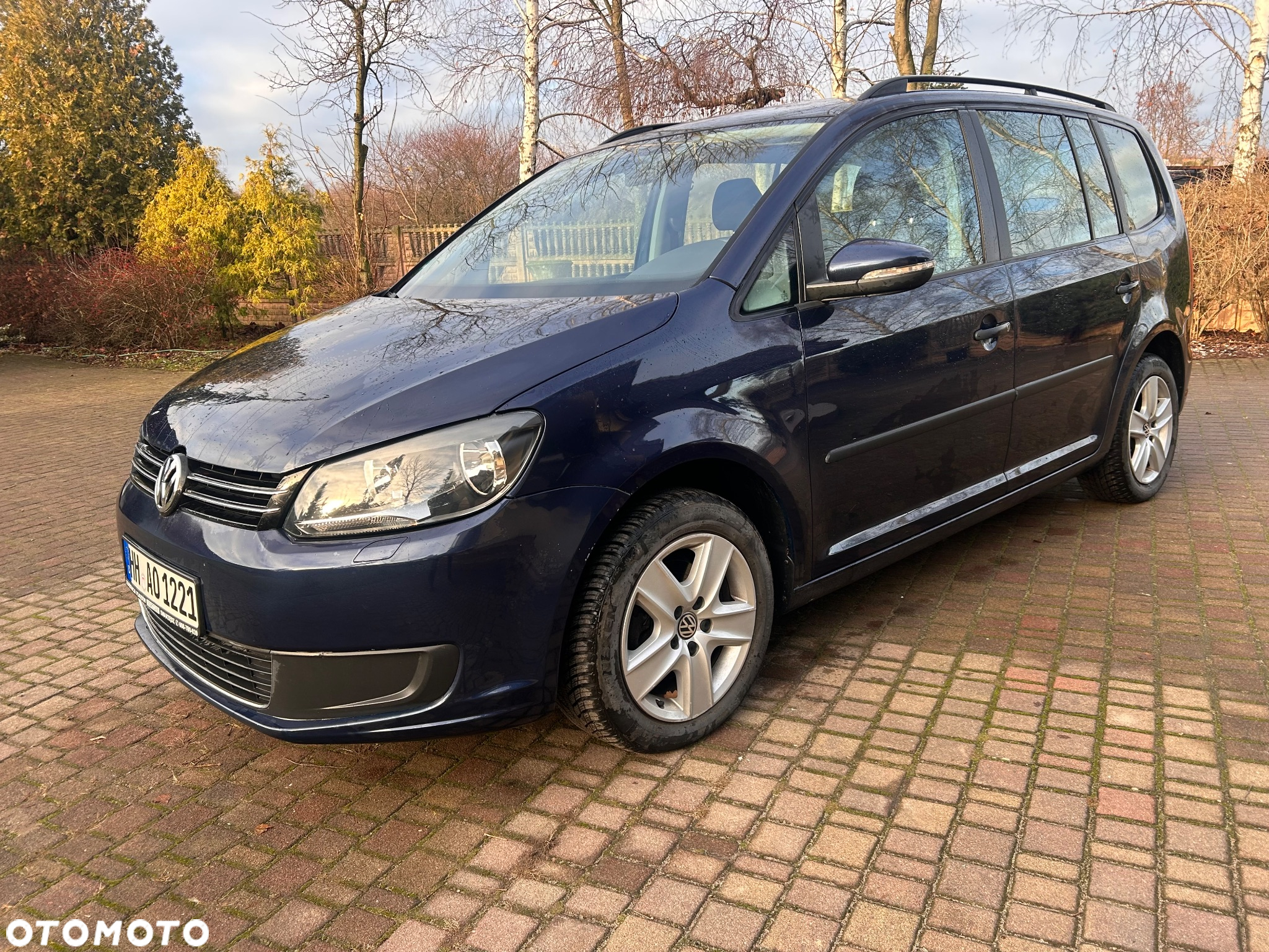 Volkswagen Touran 1.6 TDI DPF BlueMot Comfortline - 4