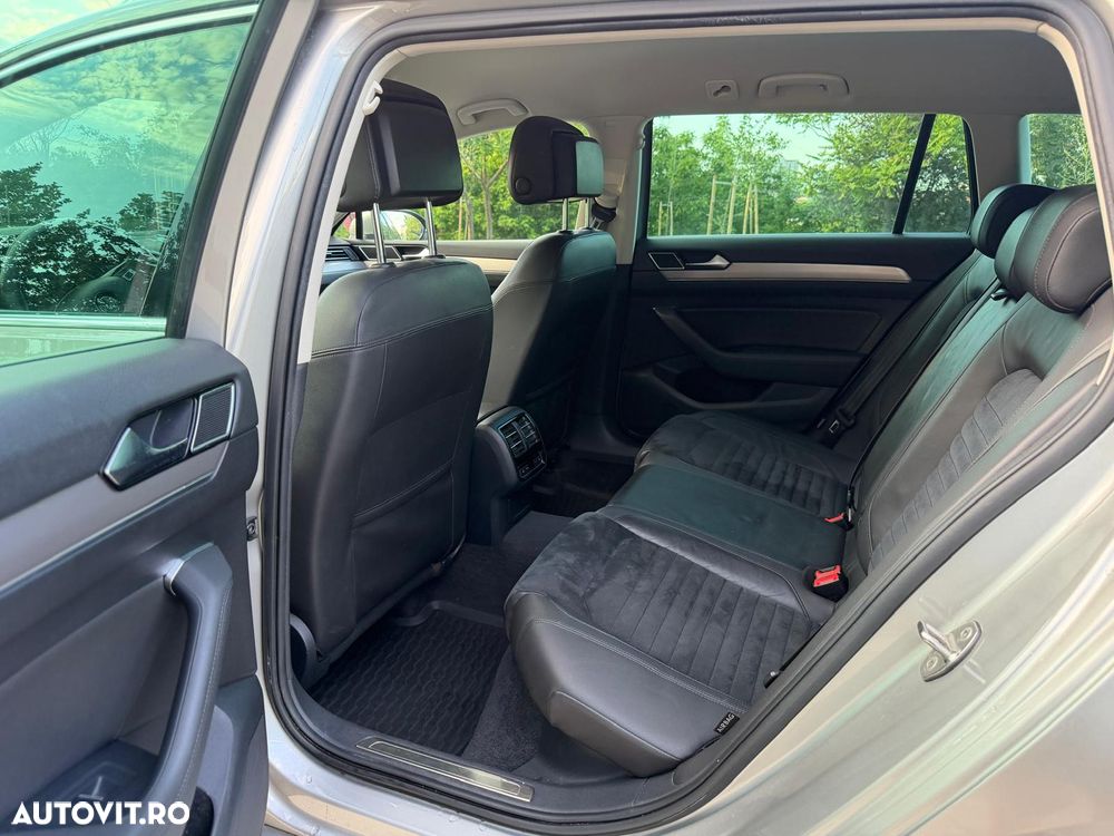 Volkswagen Passat 2.0 TDI DSG Highline - 11