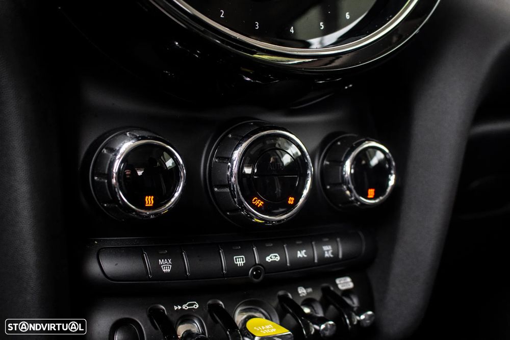 MINI 3 Portas Cooper SE Essential - 20