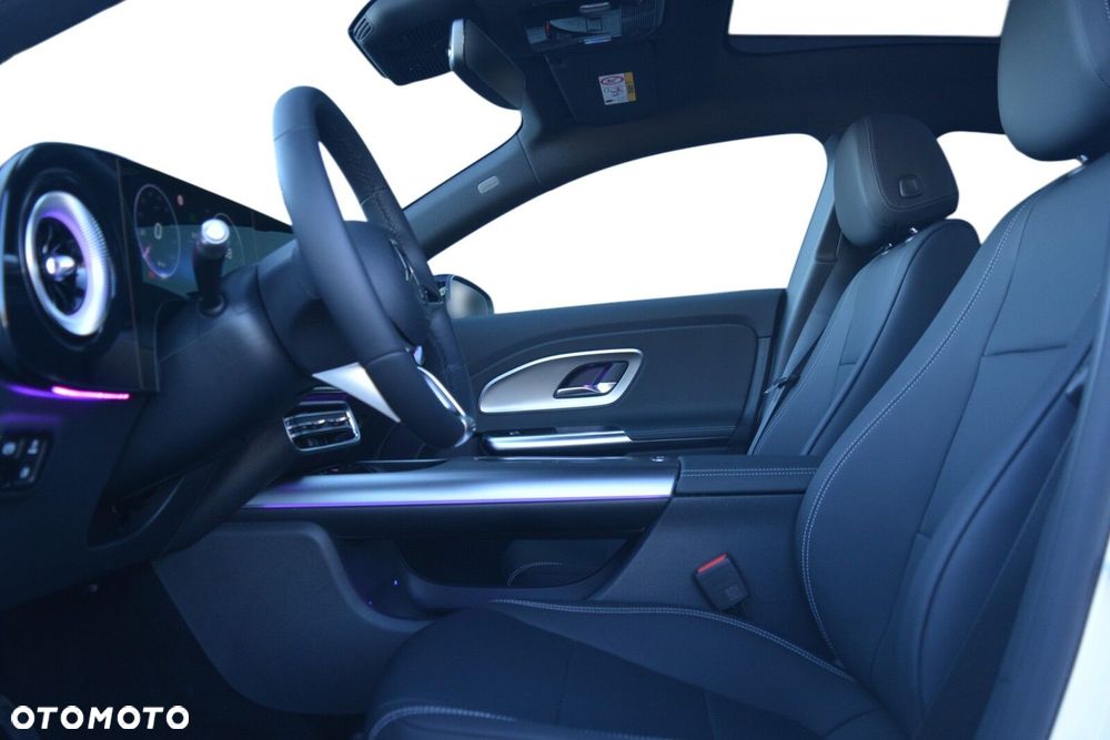 Mercedes-Benz CLA 180 mHEV 8G-DCT - 7