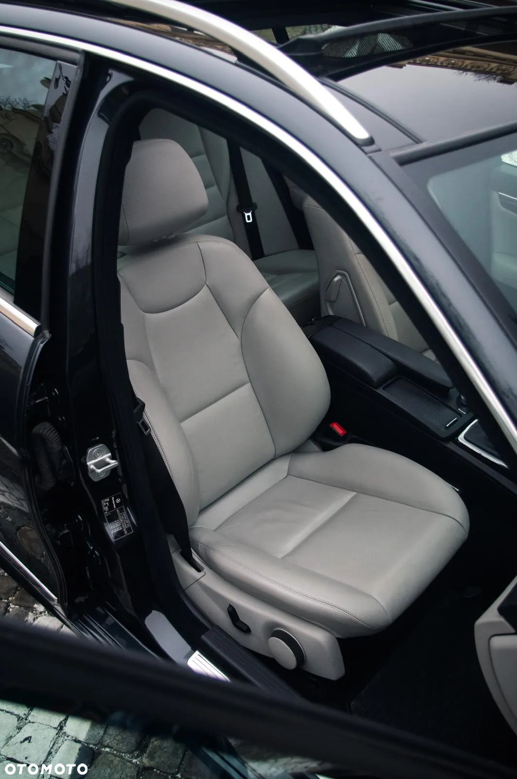 Mercedes-Benz Klasa C 250 (BlueTEC) d 4Matic T 7G-TRONIC AMG Line - 16
