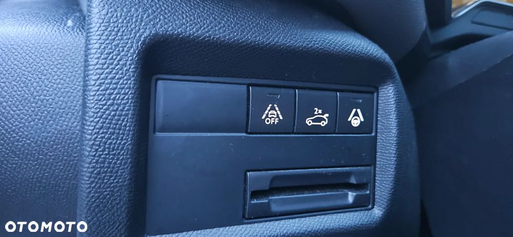 Citroën C5 Aircross 1.6 PureTech Shine EAT8 - 28