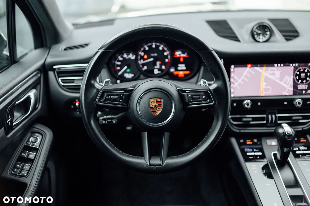 Porsche Macan Standard - 21
