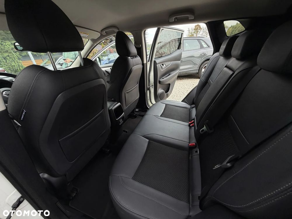 Nissan Qashqai 1.3 DIG-T DCT TEKNA - 20