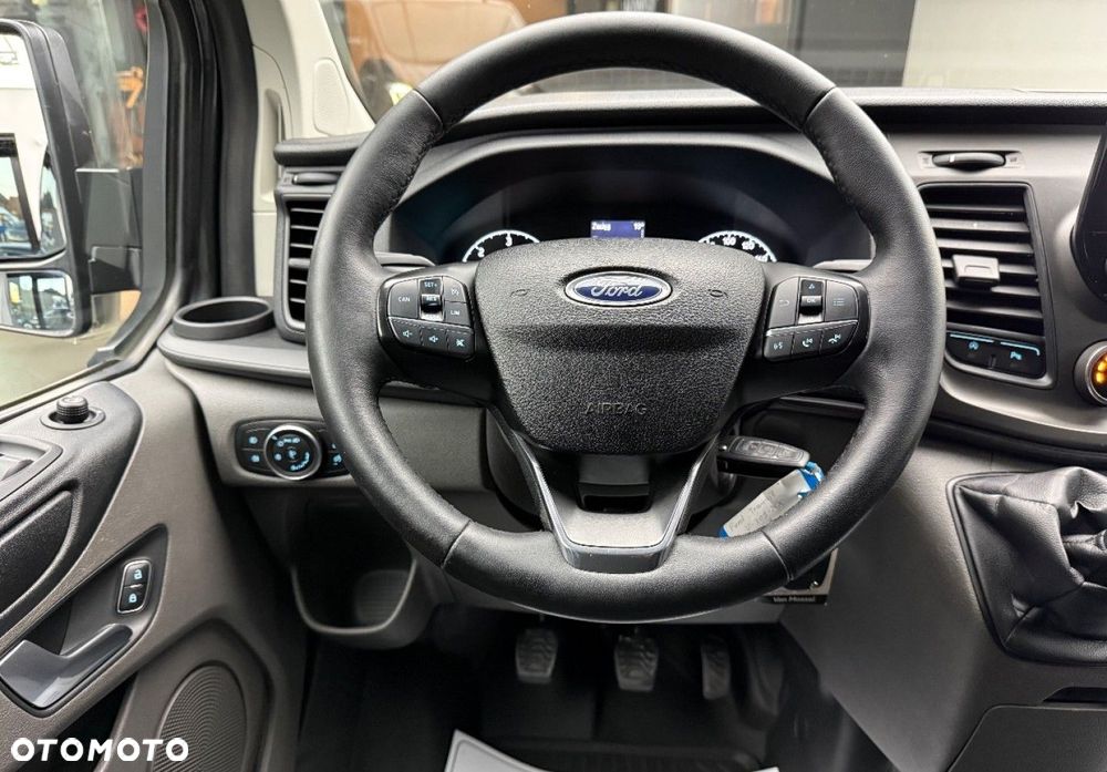 Ford Transit Custom - 22