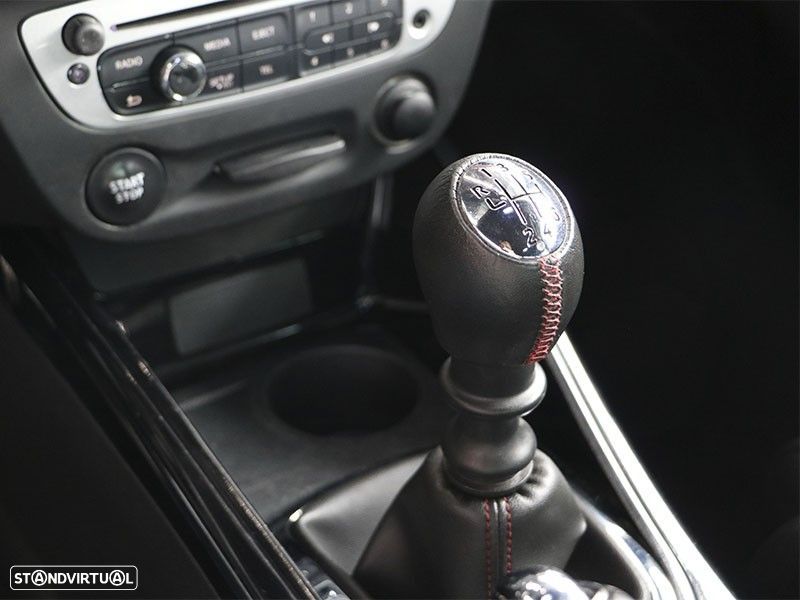Renault Mégane Coupe 2.0 T RS - 23
