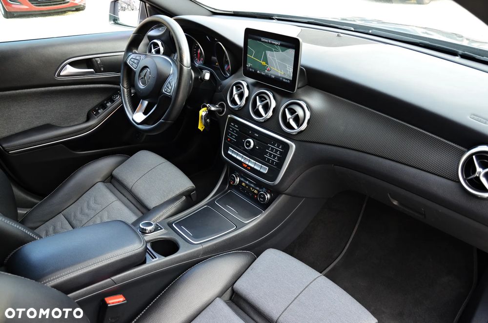 Mercedes-Benz GLA 180 (CDI) d 7G-DCT Style - 6