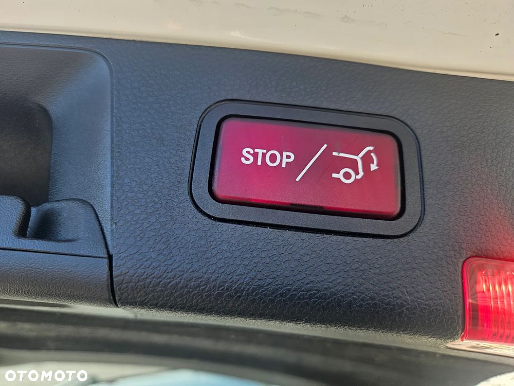 Mercedes-Benz Klasa C 250 CDI DPF 4Matic 7G-TRONIC BlueEFFICIENCY - 23