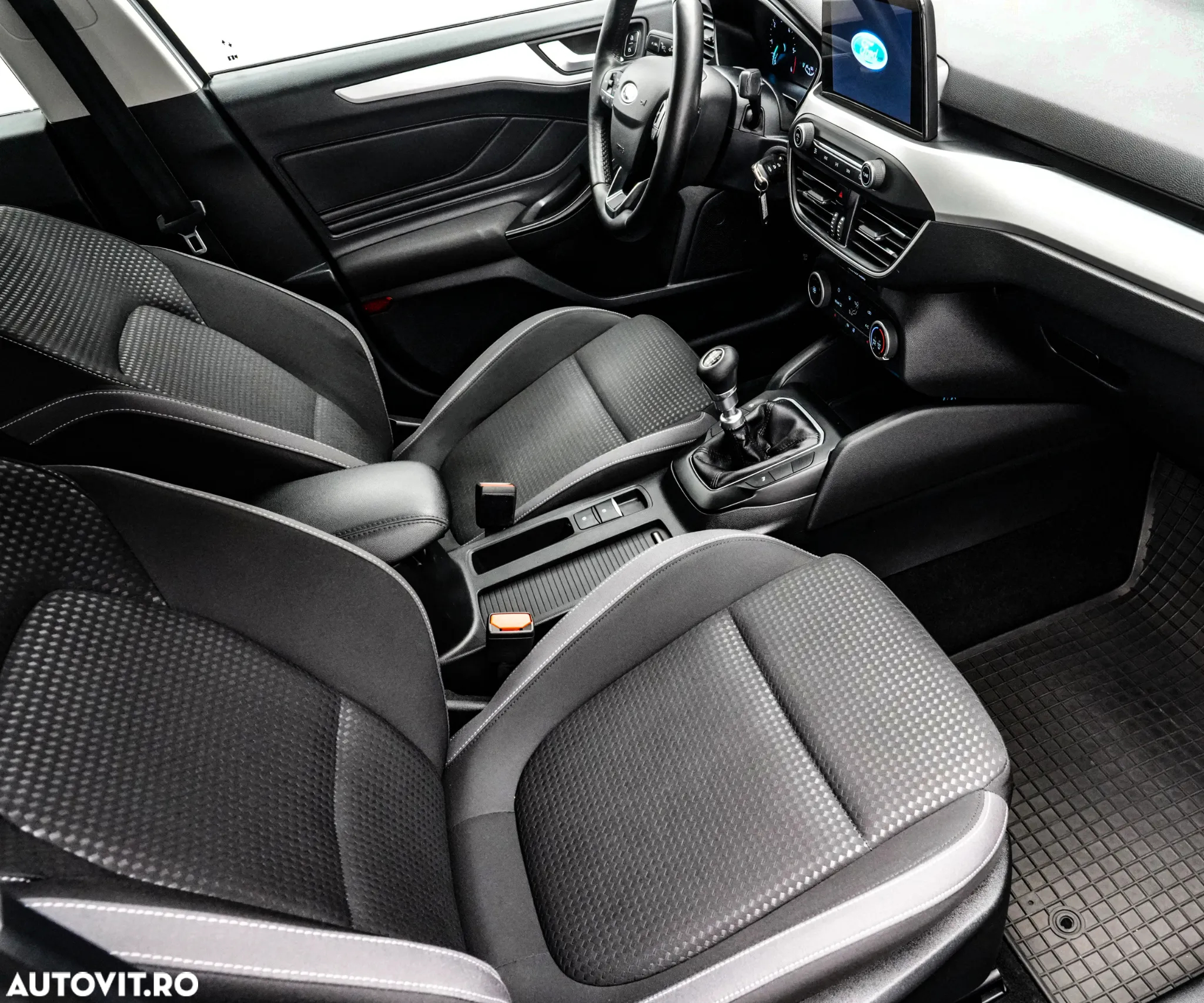Ford Focus 1.5 EcoBlue Titanium Business - 13