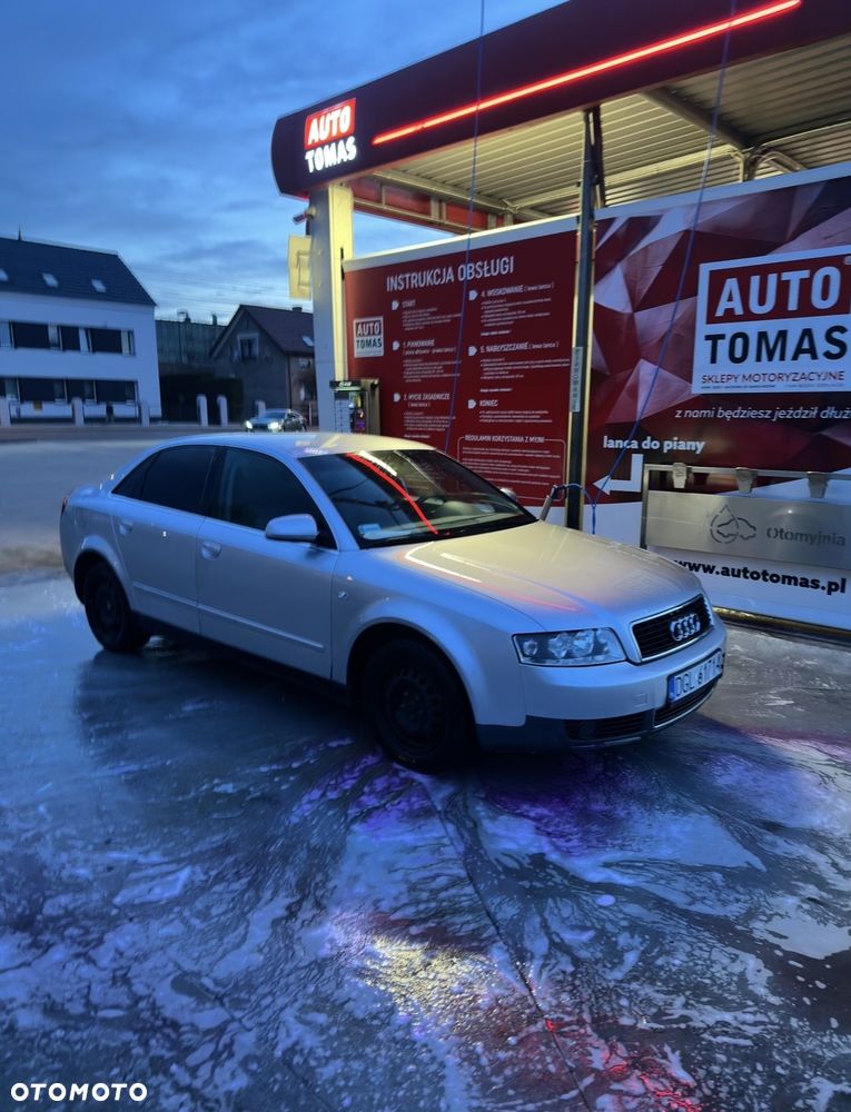 Audi A4 Limousine 2