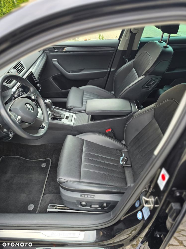 Skoda Superb 2.0 TDI DSG Premium Edition - 12