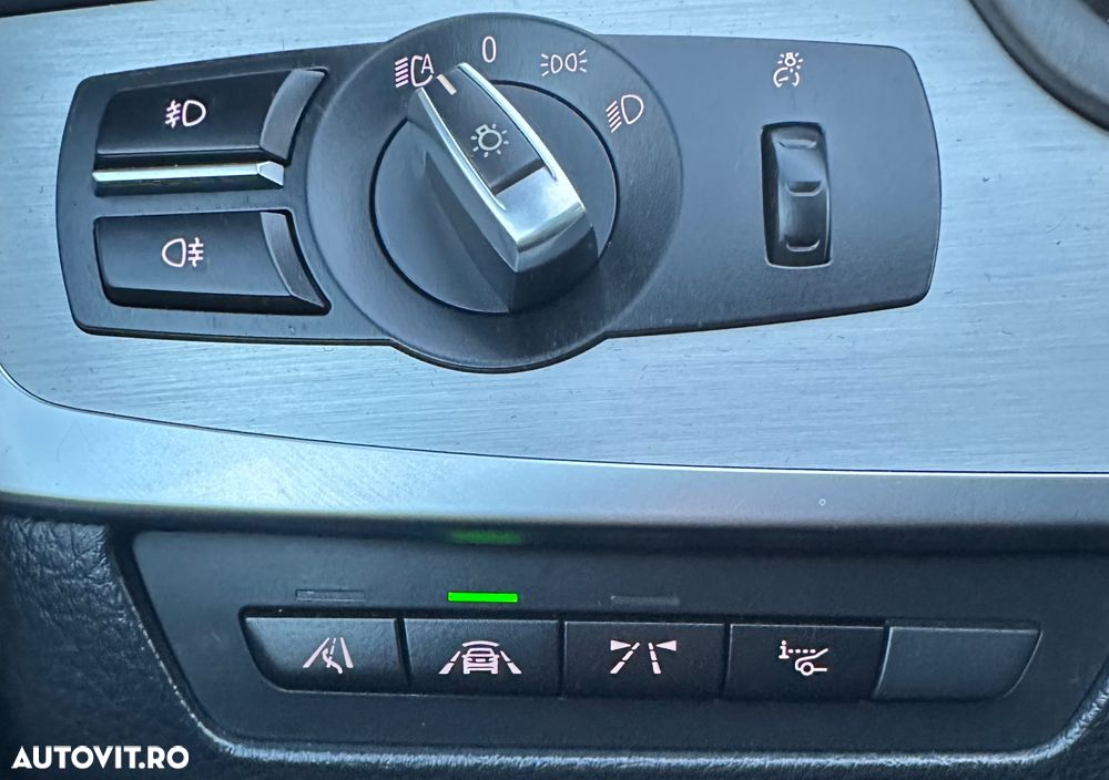 BMW Seria 5 525d xDrive Sport-Aut. Luxury Line - 17