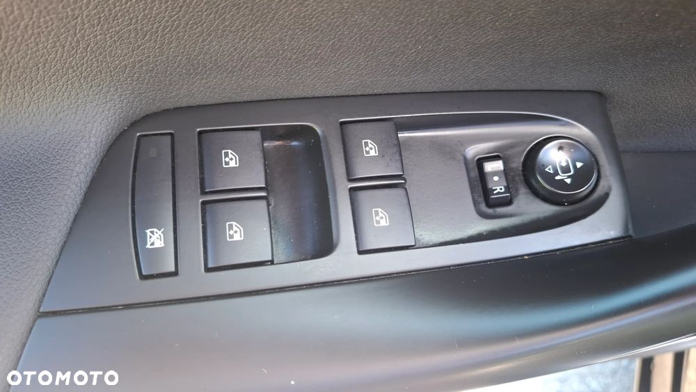 Opel Astra 1.6 CDTI Elite S&S - 25