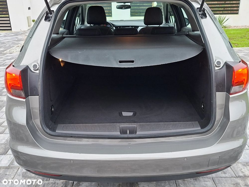 Opel Astra 1.6 CDTI Sport - 20